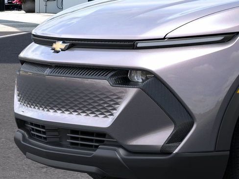 New 2026 Chevrolet Equinox EV LT image 13