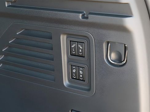 New 2026 Buick Enclave Avenir w/ Super Cruise Package image 27