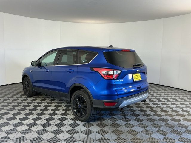 Used 2017 Ford Escape SE FWD image 7