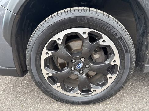 Used 2021 Subaru Crosstrek 2.0i Premium w/ Moonroof Package image 9