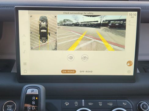 Used 2025 Land Rover Defender 110 S image 17