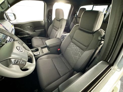 New 2026 Nissan Frontier SV w/ All-Weather Content Package AWD/4WD image 18