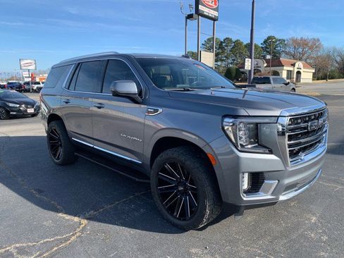 Used 2021 GMC Yukon SLT w/ SLT Luxury Plus Package image 5