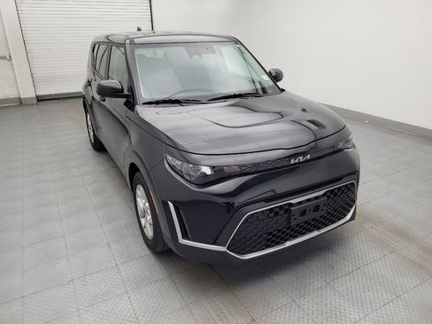 Used 2025 Kia Soul LX w/ LX Technology Package image 13