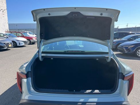 Used 2025 Kia K4 LXS image 31