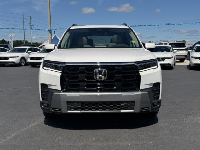 New 2026 Honda Pilot Touring image 9