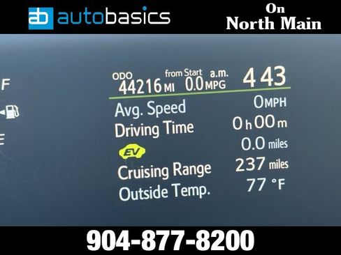 Used 2015 Toyota Prius C Two image 19