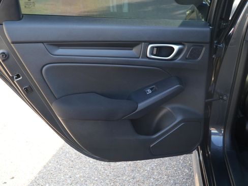 Used 2024 Honda Civic Sport image 17