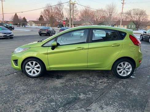 Used 2012 Ford Fiesta SE image 6