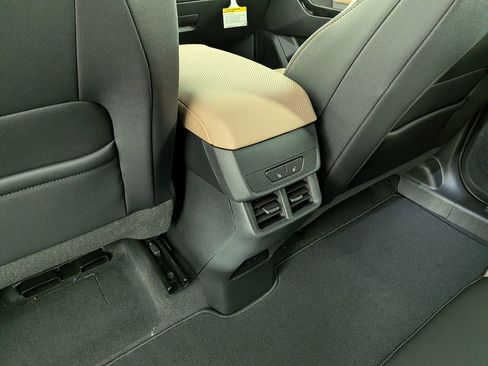 New 2026 Chevrolet Equinox ACTIV w/ Convenience Package III AWD/4WD image 37