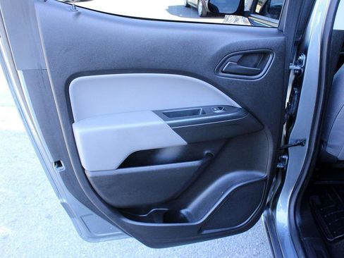 Used 2018 GMC Canyon 2WD Crew Cab w/ Convenience Package image 14