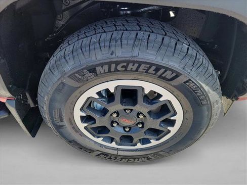 New 2025 Toyota 4Runner 4WD image 10