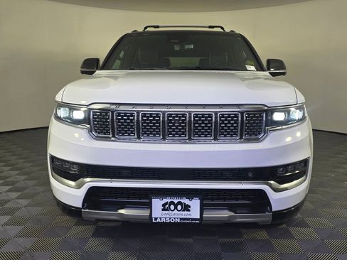 Used 2024 Jeep Grand Wagoneer L Series III AWD/4WD image 8