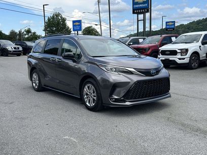 Used 2022 Toyota Sienna XSE w/ XSE Plus Package