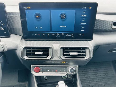 Used 2025 Ford Mustang Coupe RWD image 17