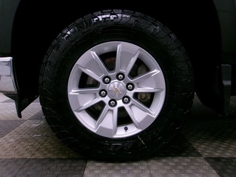 Certified 2024 Chevrolet Silverado 1500 LT w/ Protection Package image 15