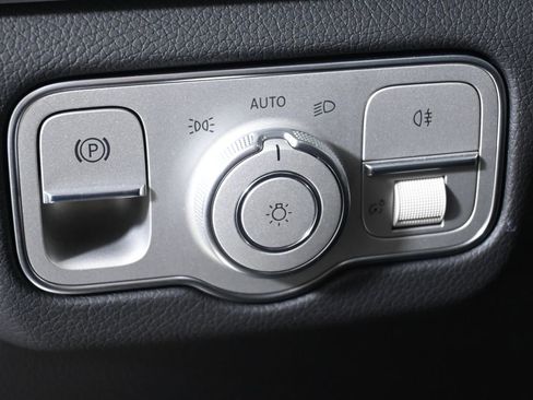 New 2026 Mercedes-Benz GLS 450 4MATIC image 27