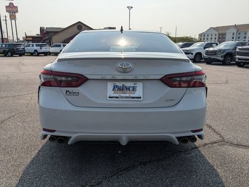 Used 2023 Toyota Camry XSE FWD image 5
