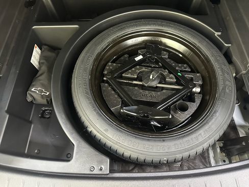 Used 2025 Chevrolet Blazer RS w/ Enhanced Convenience Package image 36