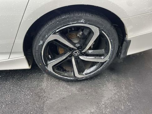 Used 2022 Honda Accord Sport image 8
