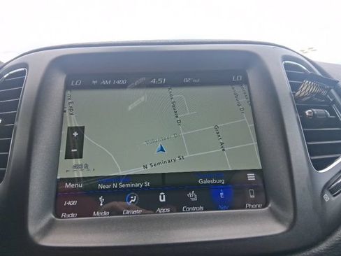 Used 2019 Jeep Compass Trailhawk w/ Cold Weather Group AWD/4WD image 27