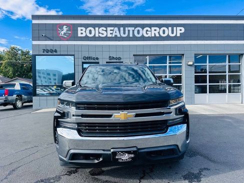 Used 2020 Chevrolet Silverado 1500 LT w/ Trailering Package AWD/4WD image 2