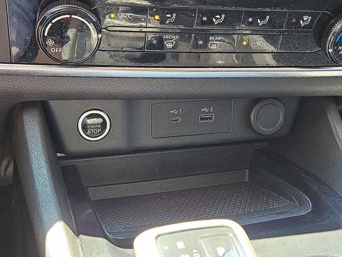 Used 2023 Nissan Rogue S FWD image 26