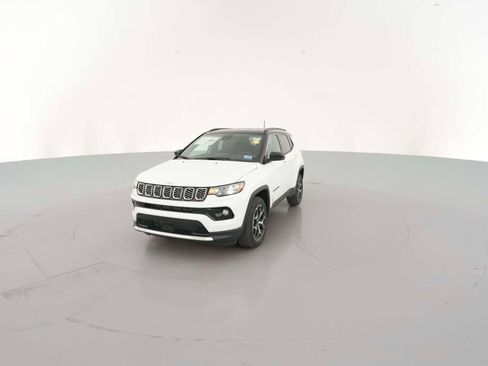 New 2026 Jeep Compass Limited image 3