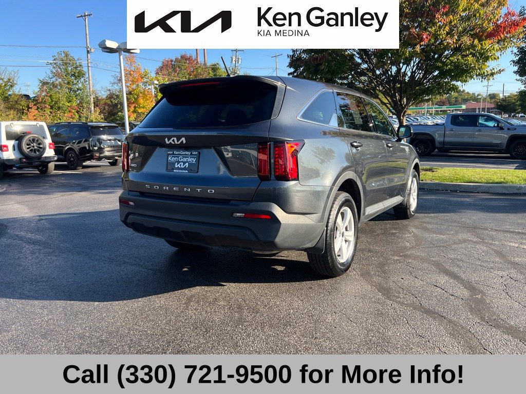 Certified 2022 Kia Sorento LX AWD/4WD image 9