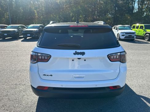 New 2026 Jeep Compass Limited image 5