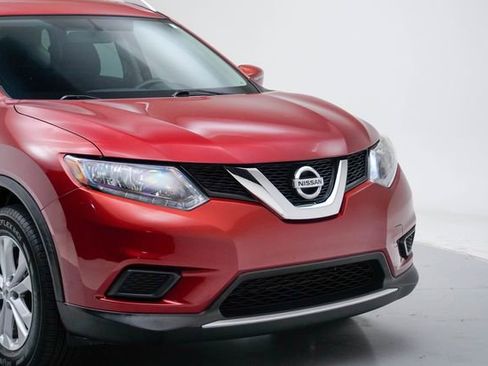 Used 2016 Nissan Rogue SV AWD/4WD image 10