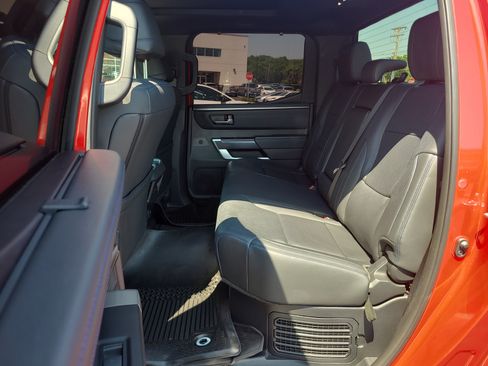 Used 2024 Toyota Tundra Platinum AWD/4WD image 27