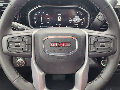 New 2026 GMC Sierra 1500 SLT w/ X31 Off-Road Package AWD/4WD image 20