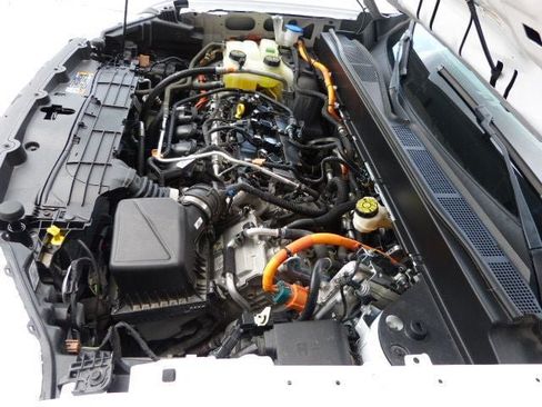 Used 2022 Ford Maverick XL FWD image 10