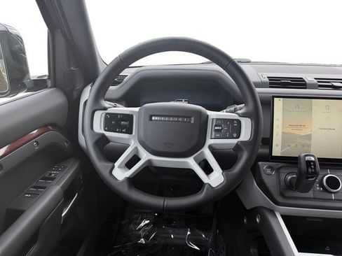New 2026 Land Rover Defender 130 X-Dynamic SE AWD/4WD image 13