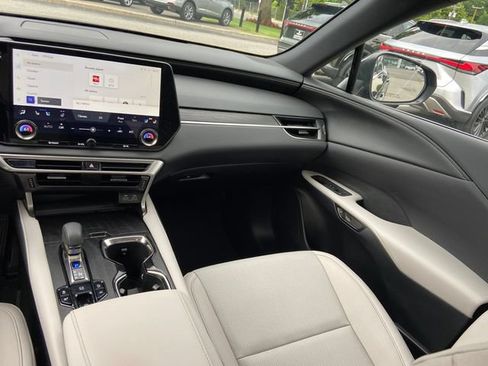 Certified 2023 Lexus RX 350 Premium w/ Cold Area Package AWD/4WD image 16