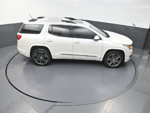 Used 2018 GMC Acadia Denali w/ Technology Package AWD/4WD image 29