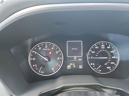 Used 2025 Subaru Outback Limited image 21
