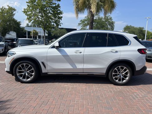 Used 2022 BMW X5 xDrive40i w/ Premium Package AWD/4WD image 7
