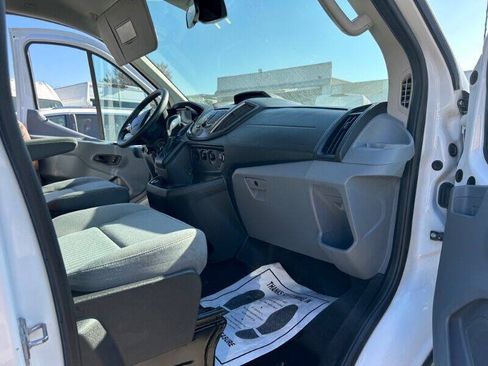 Used 2019 Ford Transit 350 XLT RWD image 7