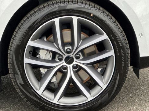 New 2026 Land Rover Range Rover SE image 12