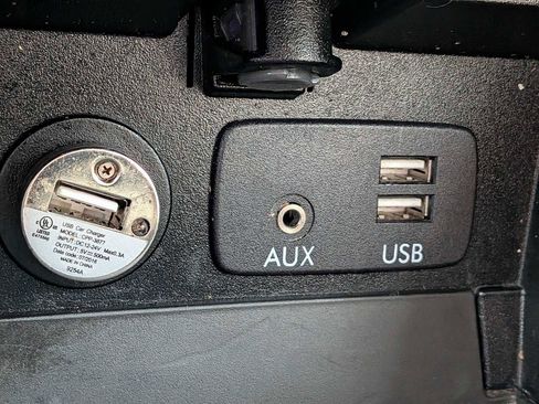 Used 2016 Subaru Legacy 2.5i Limited image 32