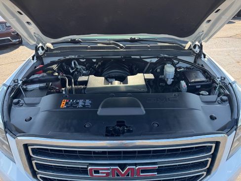Used 2019 GMC Yukon SLT AWD/4WD image 26