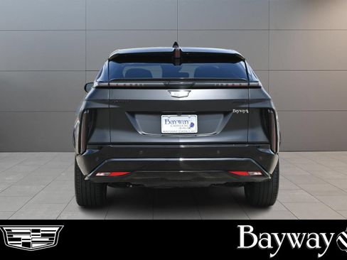 Certified 2024 Cadillac Lyriq Luxury RWD image 7