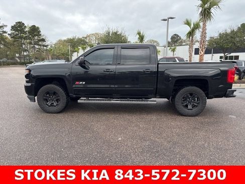 Used 2017 Chevrolet Silverado 1500 LTZ Z71 w/ LTZ Plus Package image 8