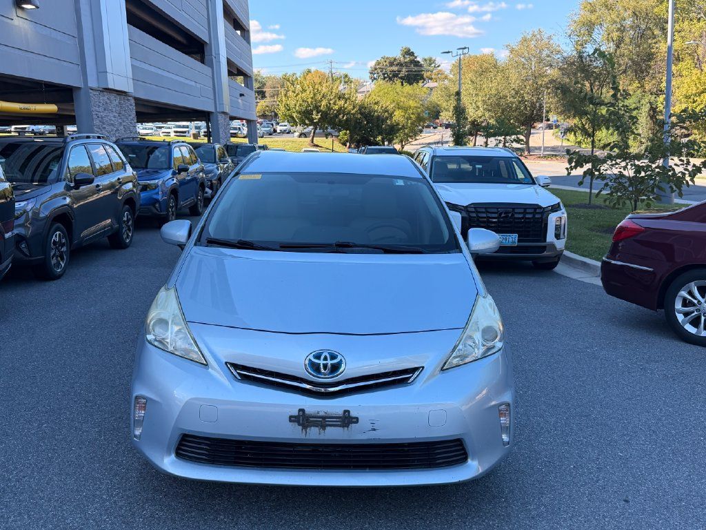 Used 2014 Toyota Prius V Three FWD image 2