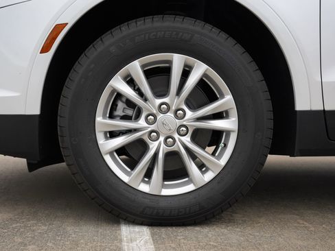 New 2026 Cadillac XT5 Luxury w/ LPO, Floor Liner Package image 29