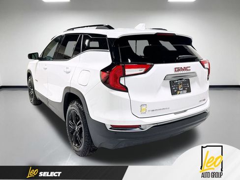Used 2024 GMC Terrain AT4 w/ Tech Package AWD/4WD image 10
