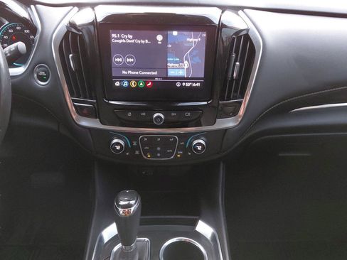 Used 2020 Chevrolet Traverse RS w/ LPO, Floor Liner Package image 43