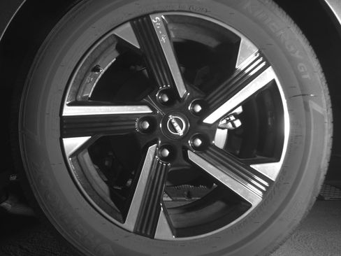 Used 2025 Nissan Sentra SV image 14